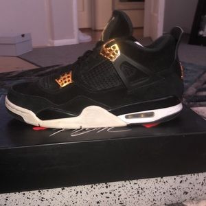 AIR JORDAN 4 RETRO